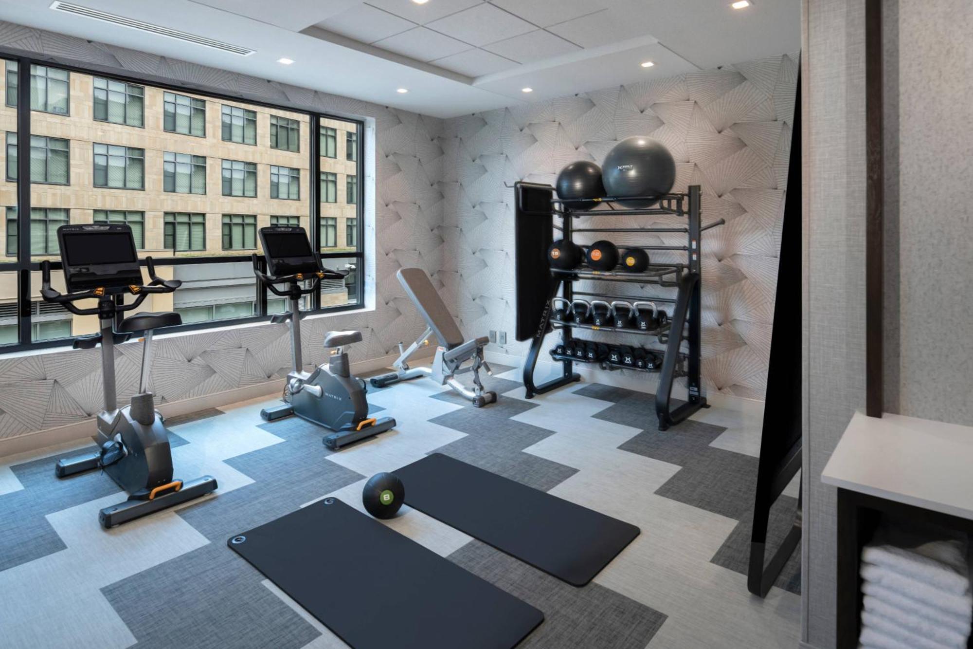 Towneplace Suites By Marriott Boston Medford Εξωτερικό φωτογραφία