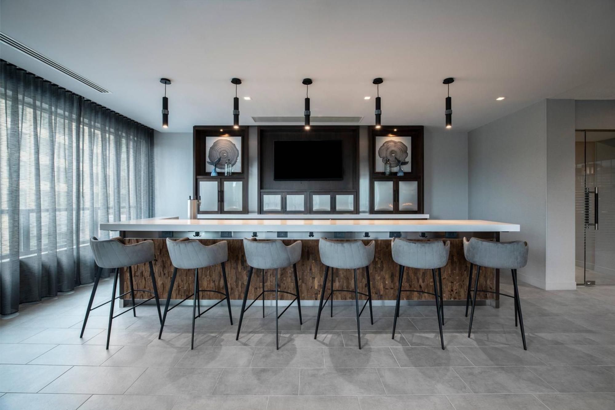 Towneplace Suites By Marriott Boston Medford Εξωτερικό φωτογραφία