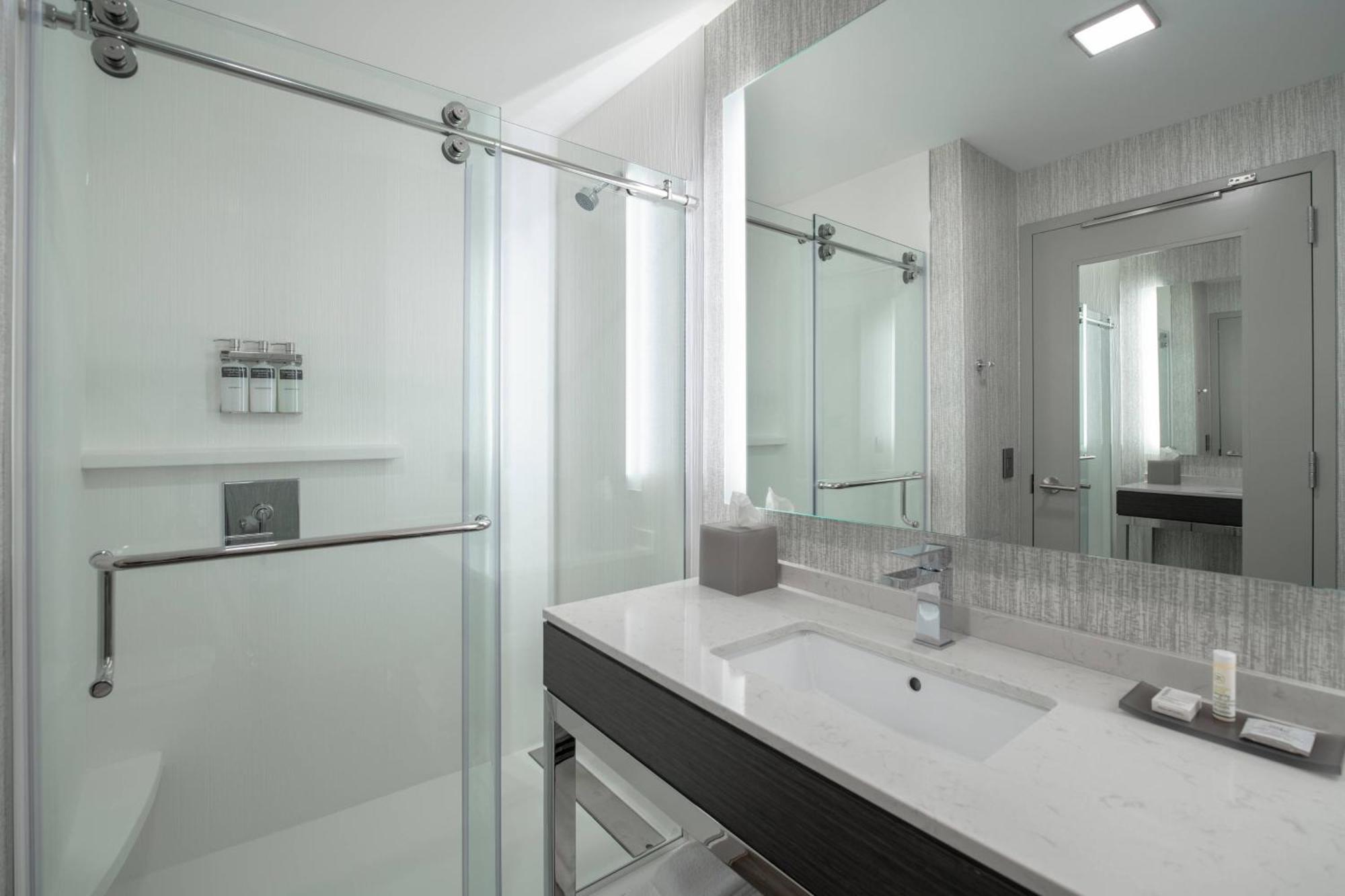 Towneplace Suites By Marriott Boston Medford Εξωτερικό φωτογραφία